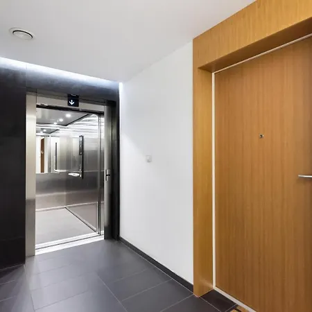 Obrzezna Comfort Apartment Warsaw Exterior photo